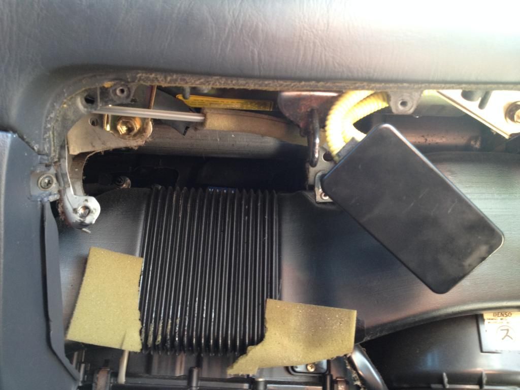 DIY GLove Box Light Installation Toyota Nation Forum